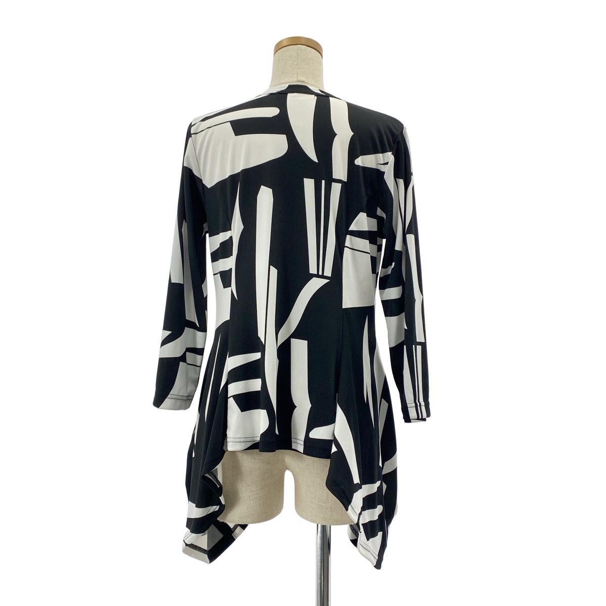 [近新] COMME des GARÇONS | 2022 秋冬 | 聚酯全印花不對稱上衣 | 白色/黑色 | 女款