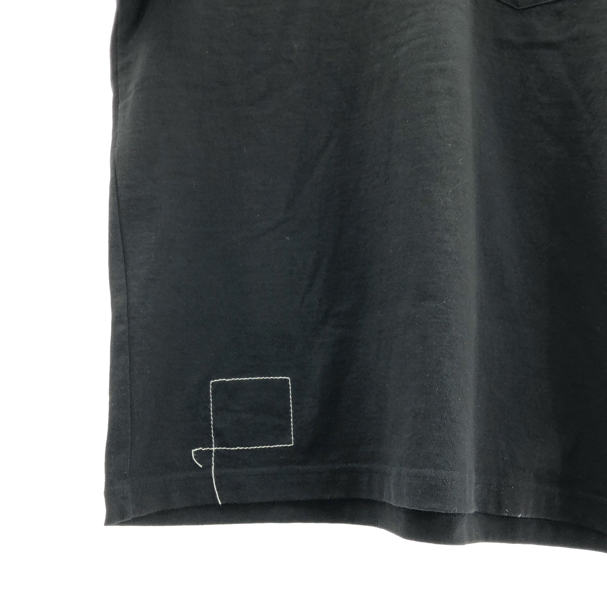 sacai | 2025SS | x WTAPS 刺繡 T 卹 01 標誌刺繡 T 卹 | 2 | 男款