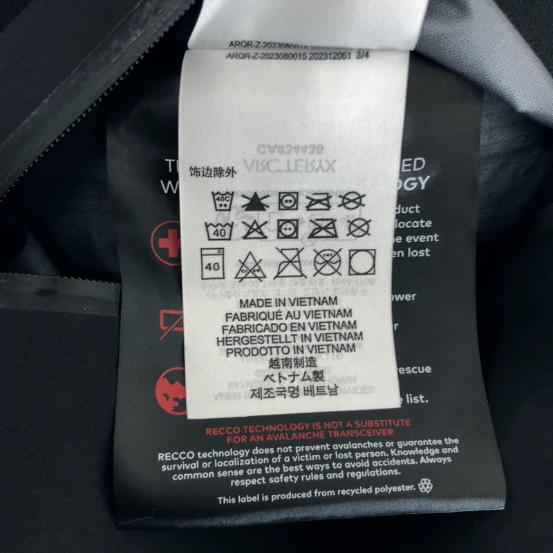 ARC'TERYX / 始祖鳥 | GORE-TEX BETA JACKET / GORE-TEX BETA 夾克 | S | 男士