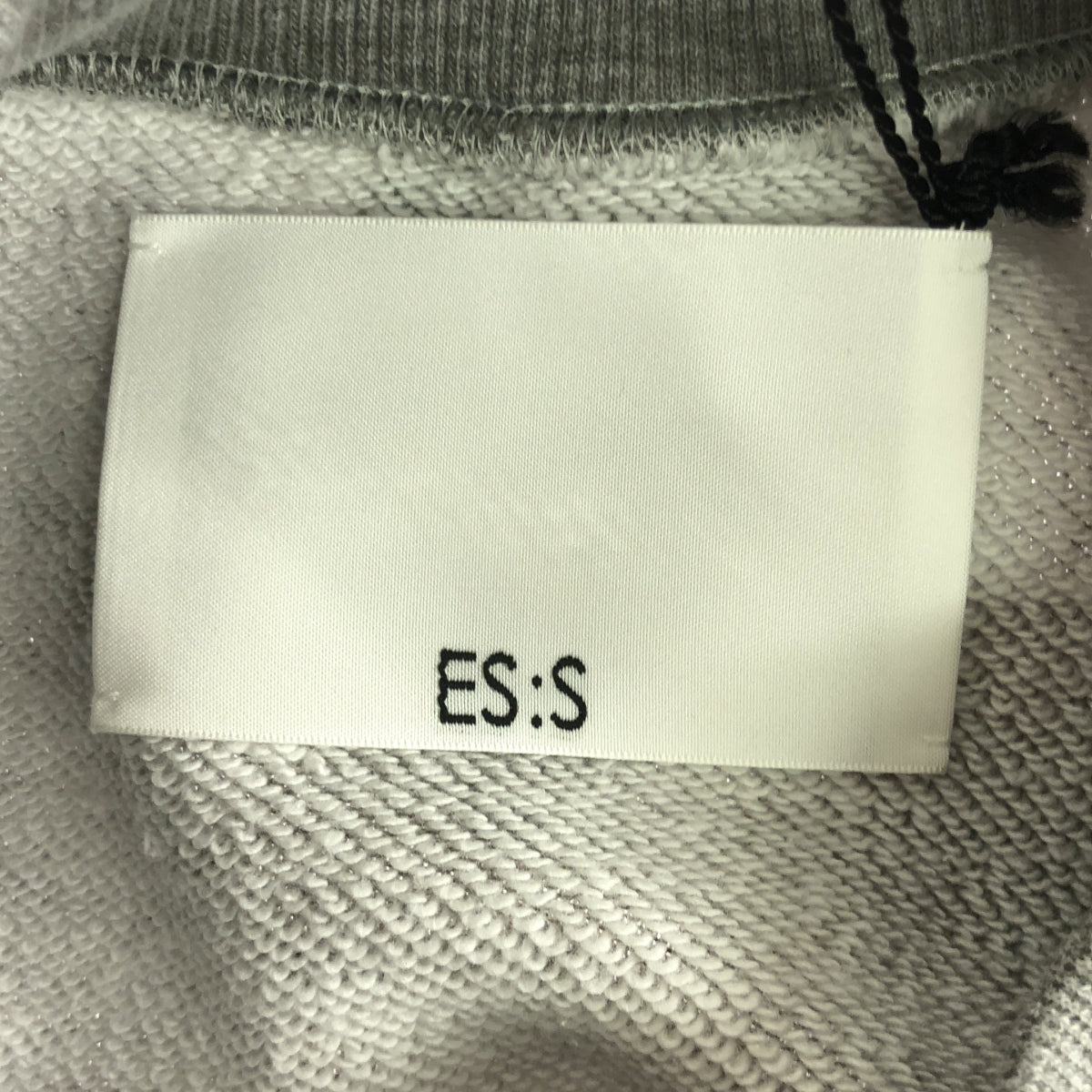 【미품】 ES : S / 에스 | 2024SS | CUT-OFF SLEEVE SWEAT SHIRT / 컷오프 슬리브 스웨트 풀오버 | M | 회색 | 여성