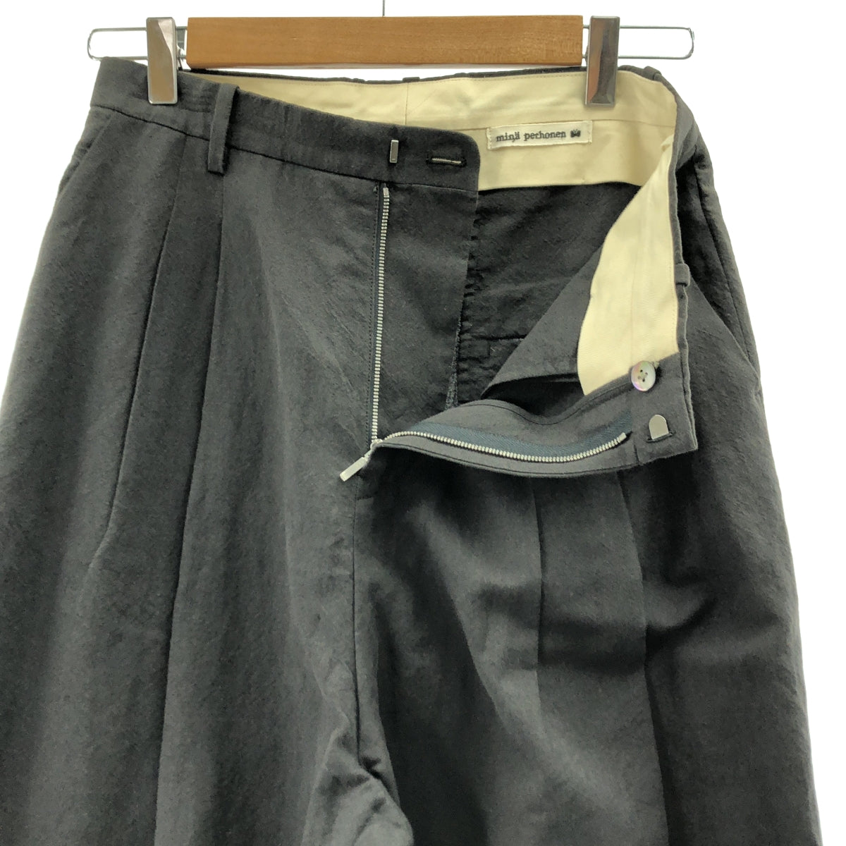 ミナペルホネン 新品未使用 kavi コットン リネン クロップド パンツ ミナペルホネン 新品未使用 kavi コットン リネン クロップド パンツ