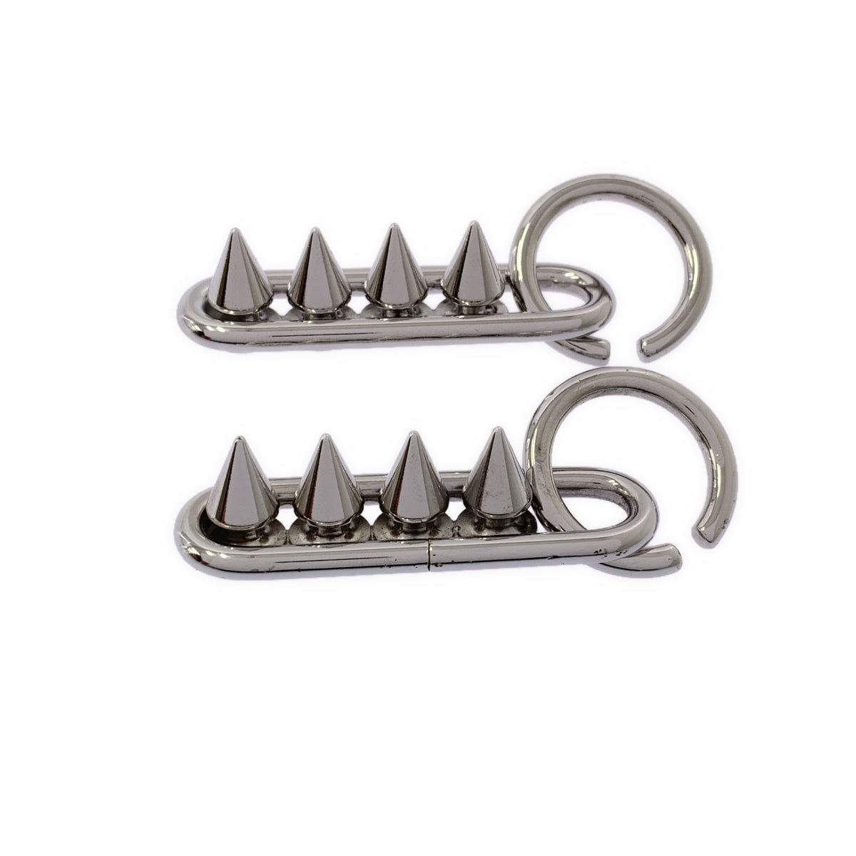 [狀況良好] JUNYA WATANABE COMME des GARÇONS / Junya Watanabe |鑲釘圈形耳環| SHOPBOP銀 |女性的