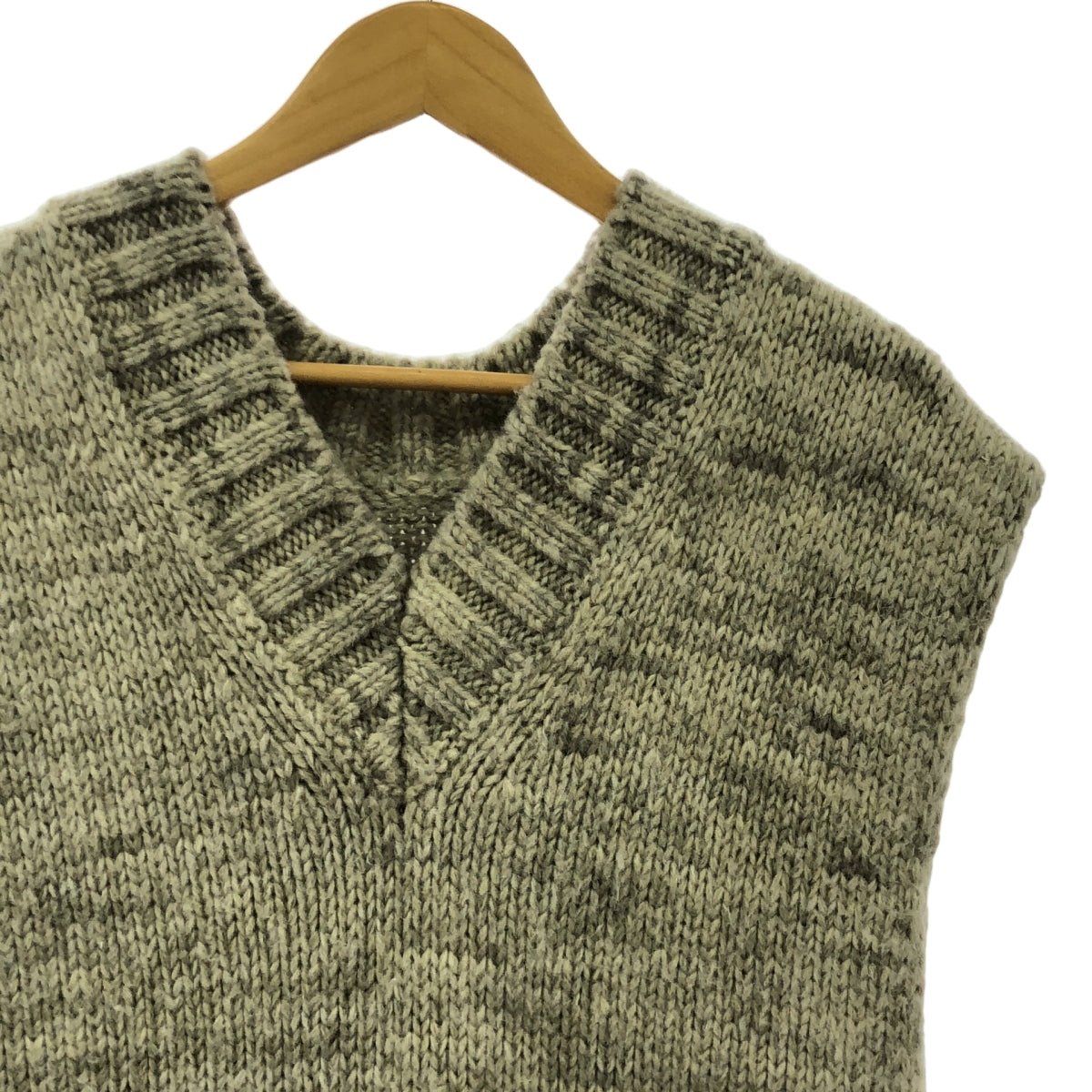 Maison Margiela | 植物染色V領針織背心 | S | 米色 | 女款