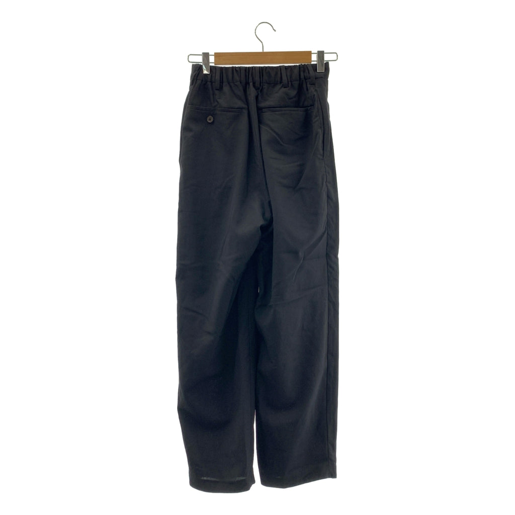 MARKAWARE / マーカウェア | CLASSIC FIT TROUSERS ORGANIC WOOL TROPICAL / タック テーパード スラックス パンツ | 1 | メンズ