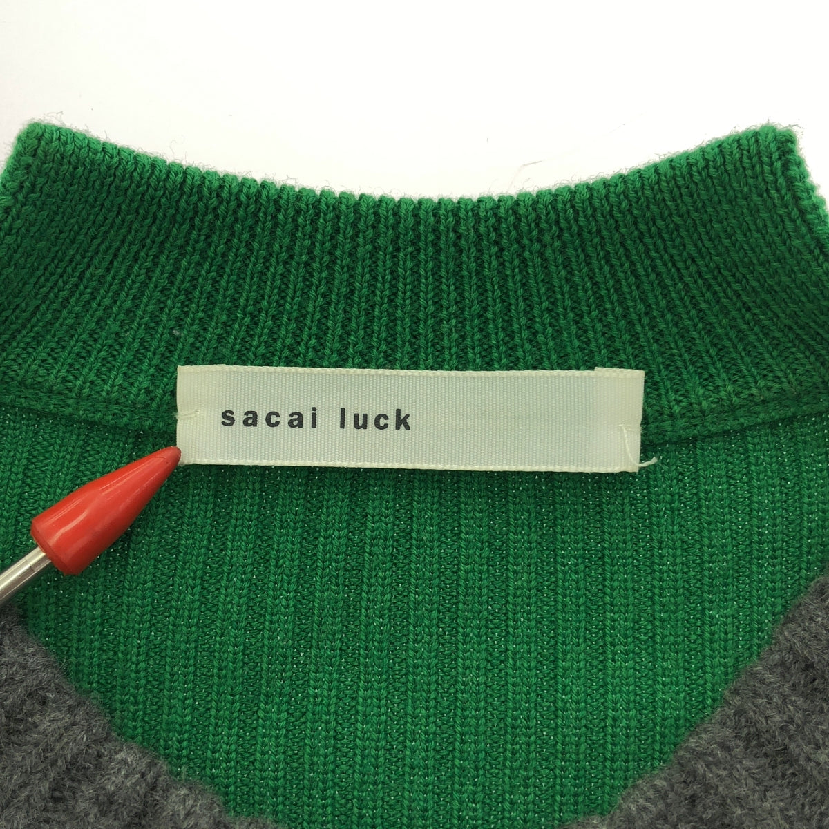 sacai luck | Wool cable knit with back panel | 1 | Gray/Green | Women's