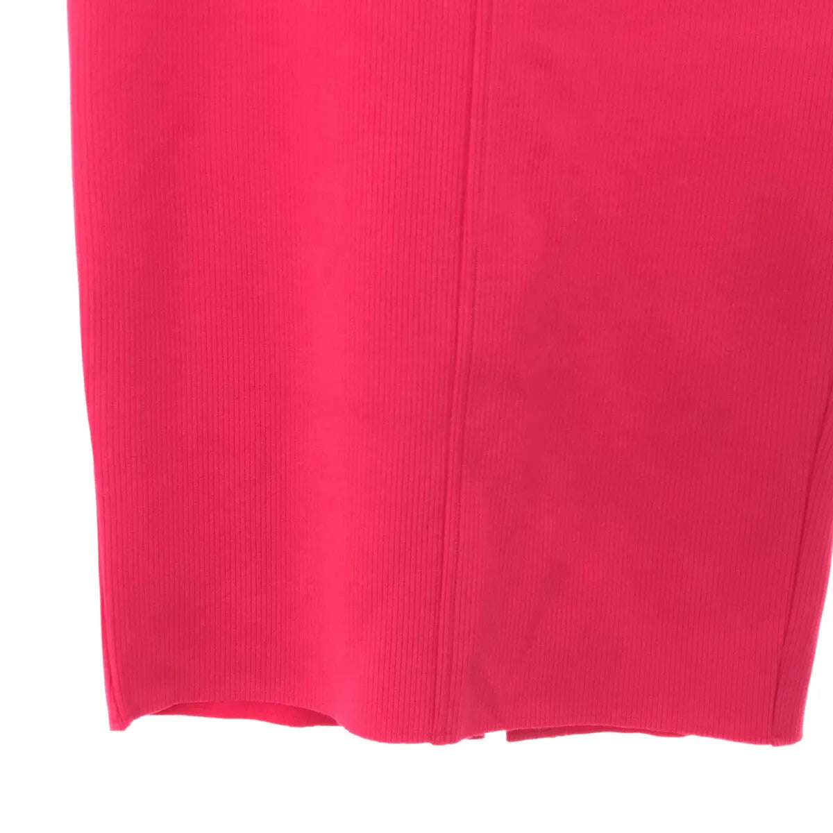 【신품】 Spick and Span / 스픽 앤 스팬 | 2023SS | 니들 골판지 미들 타이트 스커트 | 38 | 핑크 | 여성