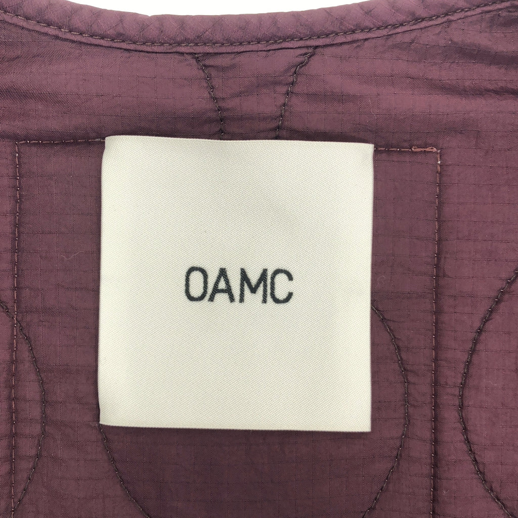 【美品】  OAMC / オーエーエムシー | Combat Liner Quilting Jacket / キルティング ノーカラー オーバージャケット | S | ボルドー | メンズ