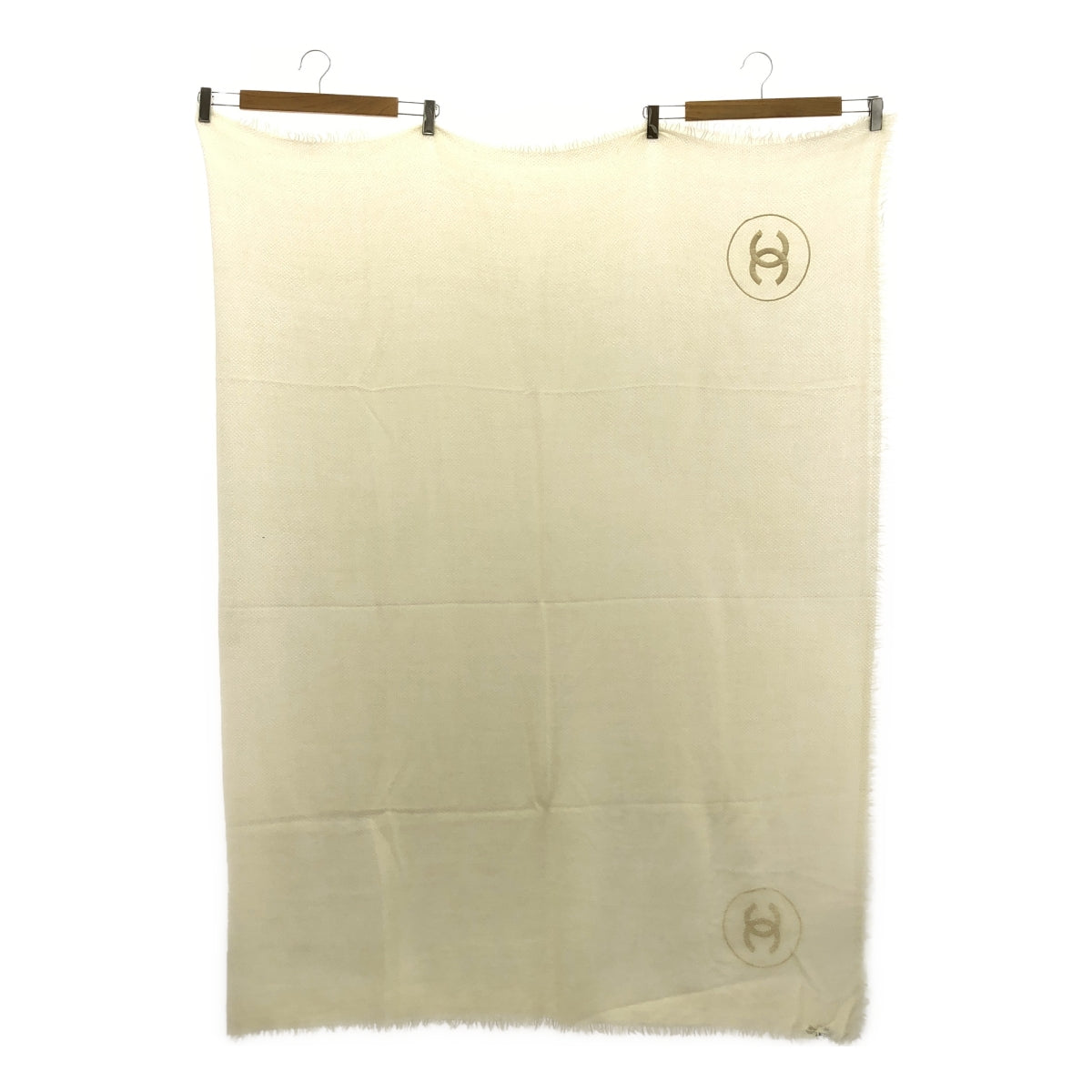 【美品】  CHANEL / シャネル | cashmere 100％ / カシミヤ ココマーク フリンジ 大判 ストール マフラー | エクリュ | レディース