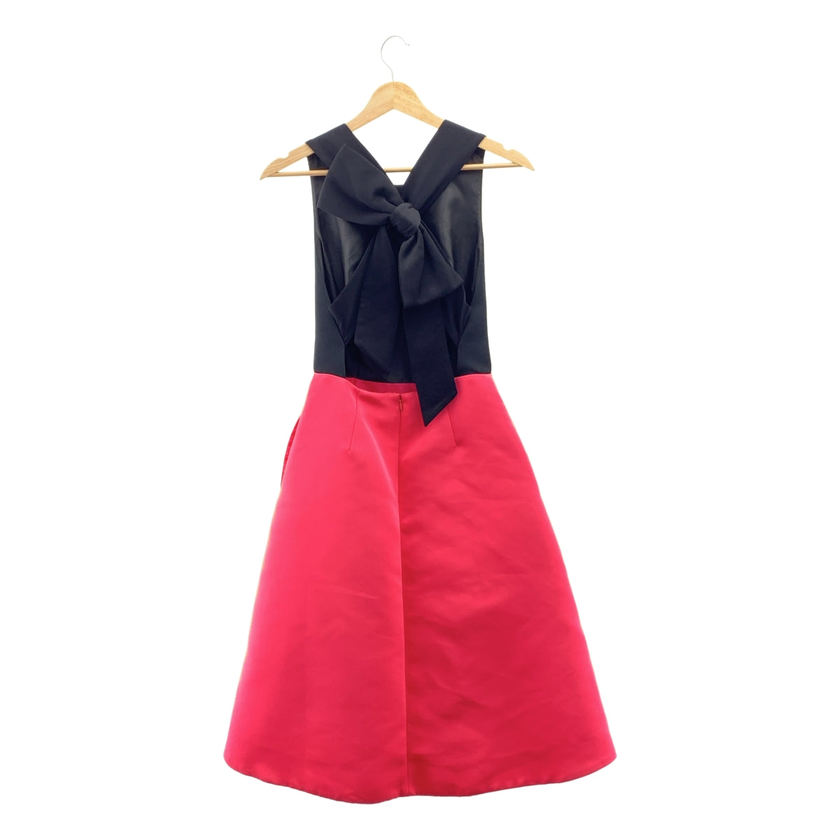 [狀況極佳] KATE SPADE | 後背蝴蝶結設計洋裝 | 00碼 | 黑色/粉紅色 | 女款