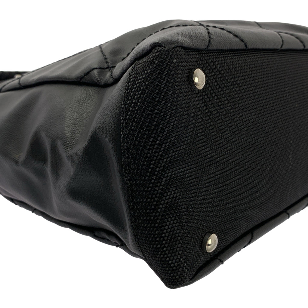 CHANEL / 샤넬 | 파리 비아 비트 PM 코코 마크 PVC 가죽 토트 백 |