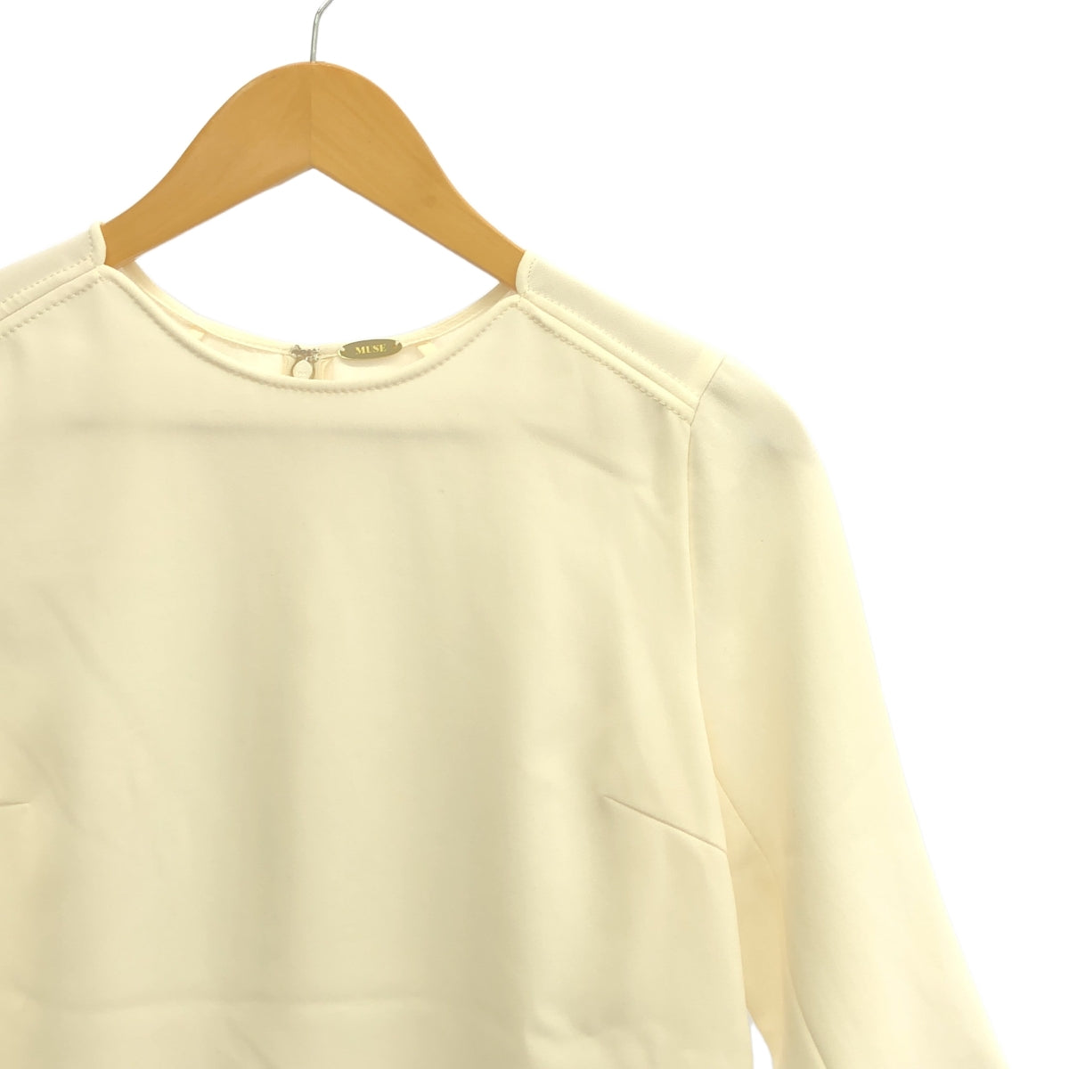 二級 |三醋酸纖維喬其紗套頭衫 | F |灰白色 |女性的