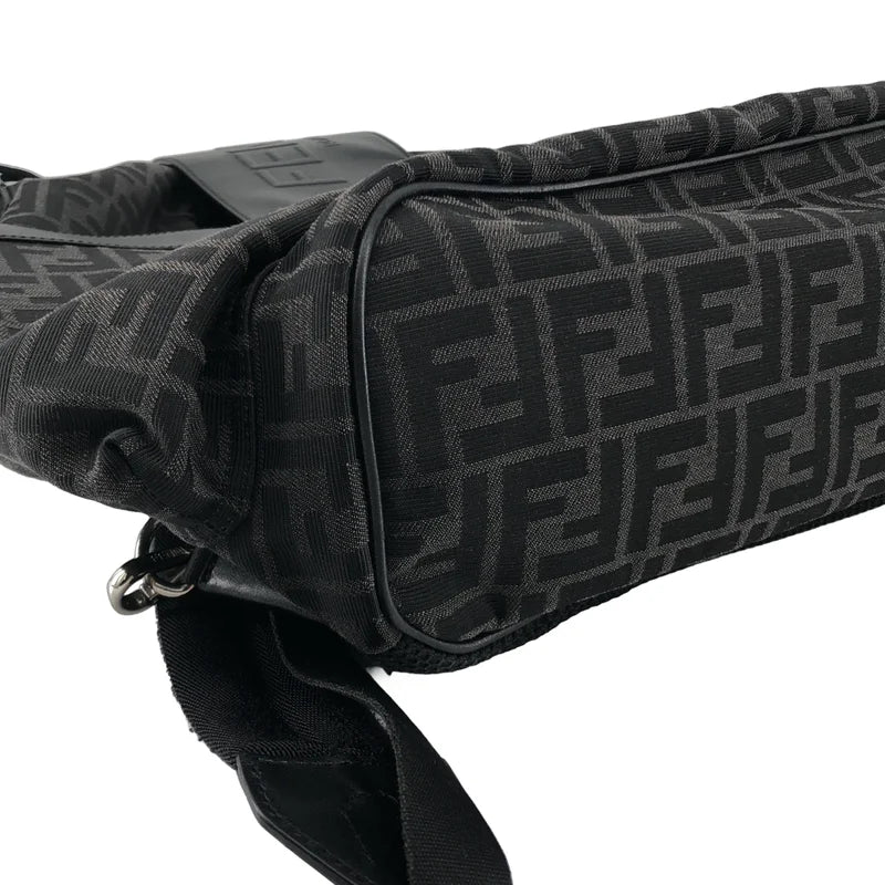 FENDI / フェンディ | FFジャガード ストライク ミディアム バックパック |