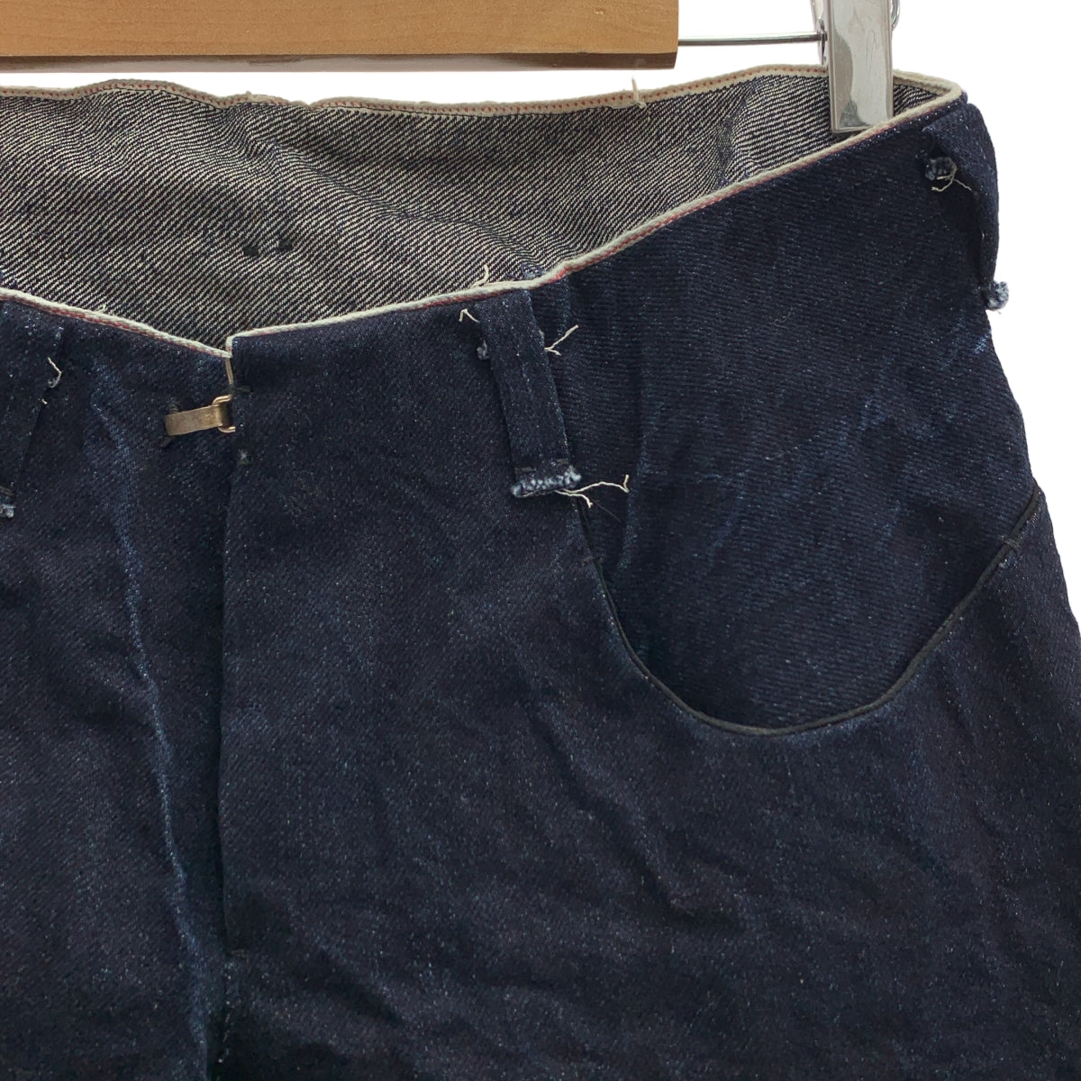 m.a+ / エムエークロス | 立体裁断 フロントホック セルビッチ デニムパンツ |