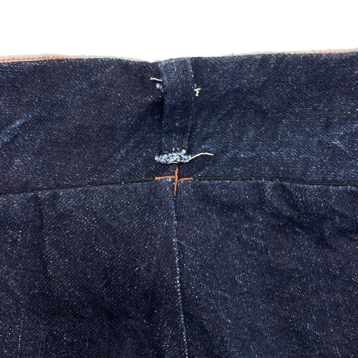 m.a+ / M.A.Cross | 垂褶前鉤赤耳牛仔褲 |