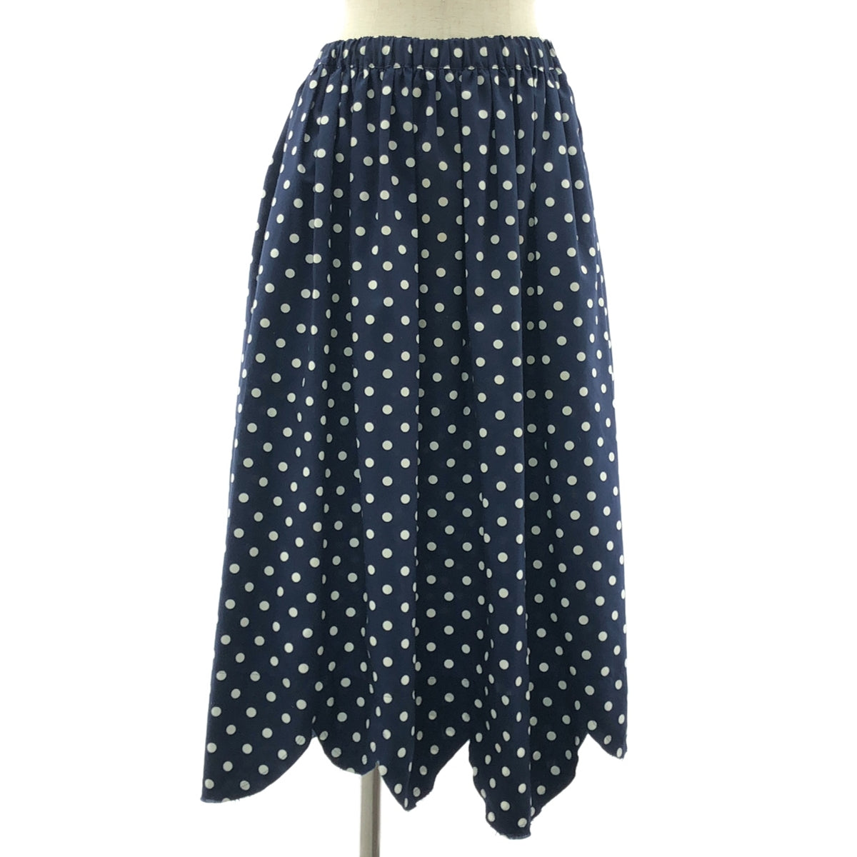 robe de chambre COMME des GARCONS / 로브드 샹블 콤 데 갤슨 | 2004SS | 스칼랩 닷 롱 이지 스커트 |