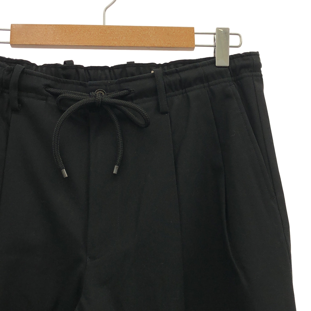 MARKAWARE | 2025SS | 雙褶休閒褲 | 抽繩塞入式休閒褲 | 2 |
