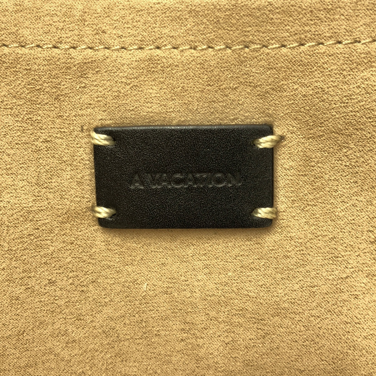 A VACATION / 어바케이션 | 자가드 가죽 핸들 토트 백 |