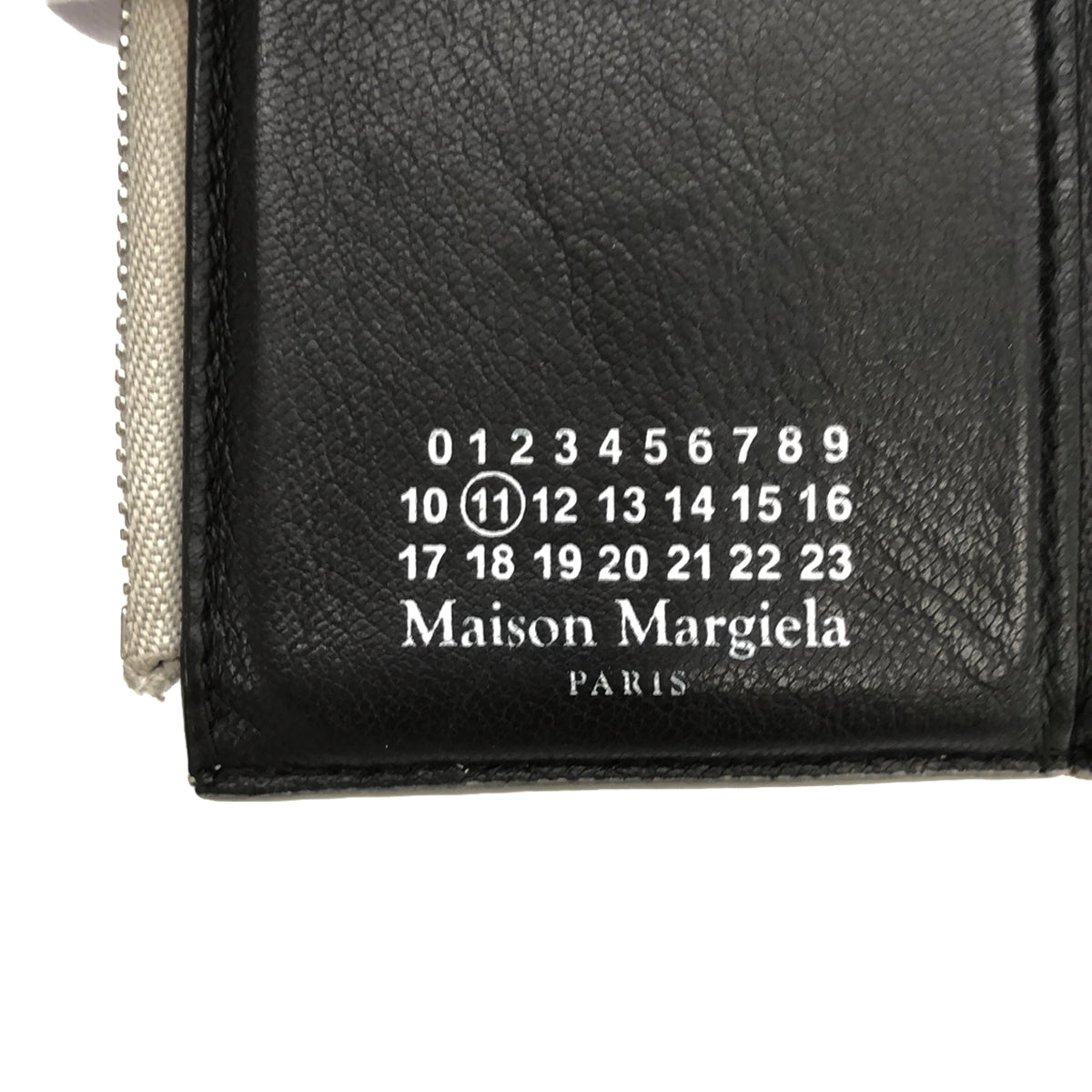 Maison Margiela / メゾンマルジェラ | エンベロープ カレンダータグ 三つ折り コンパクトウォレット |