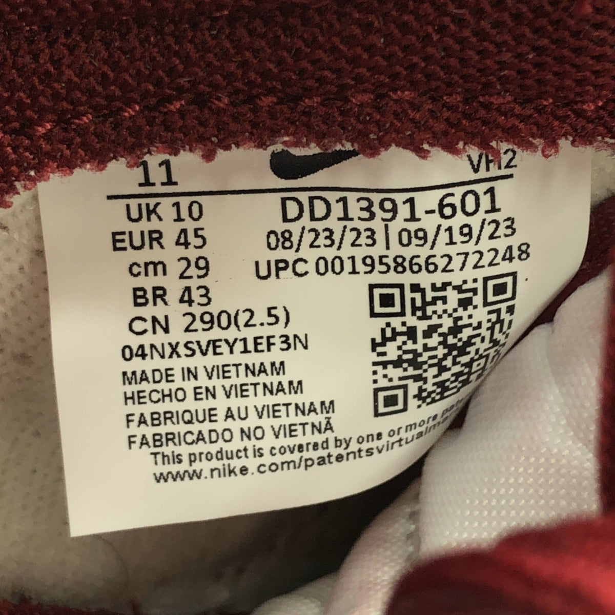 Nike | 2024 | DUNK LOW 復古隊紅 | 29 |勃根地/白色 |男士