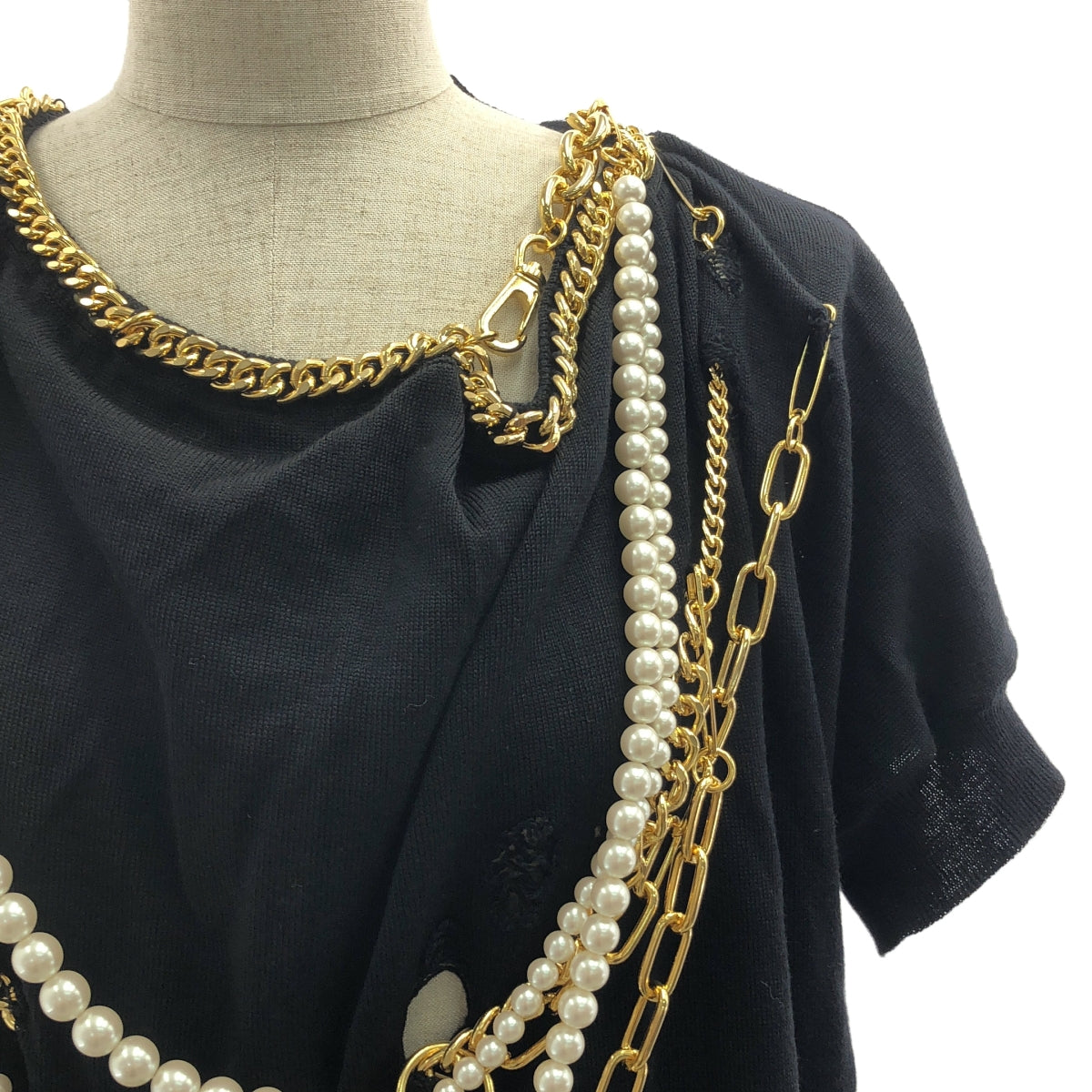 【미품】 JUNYA WATANABE COMME des GARCONS / 준야와타나베 | 2023SS | 진주 체인 장식 디스트로이 니트 스웨터 | S | 블랙 | 여성