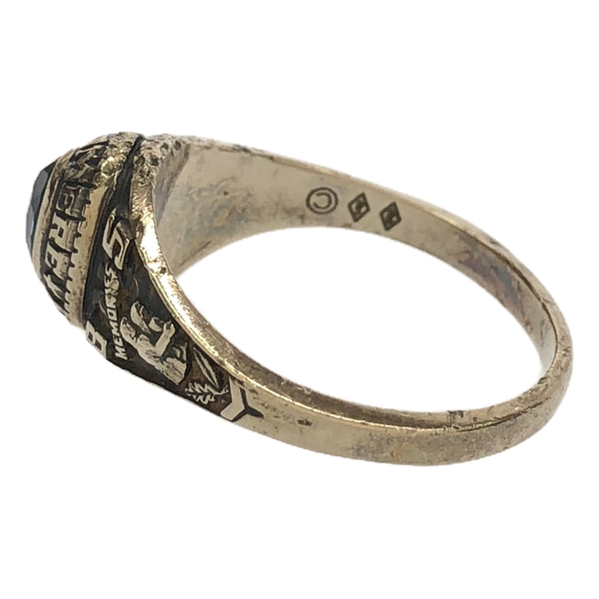 VINTAGE / Vintage clothing | WYNDMERE college ring with stone |