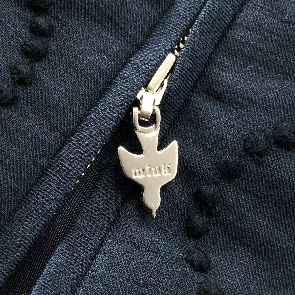 【美品】  mina perhonen / ミナペルホネン | 2019AW | tambourine / タンバリン エンブロイダリー ロゴジップ ブルゾン ジャケット / 総裏地 | 38 | ダークネイビー | レディース