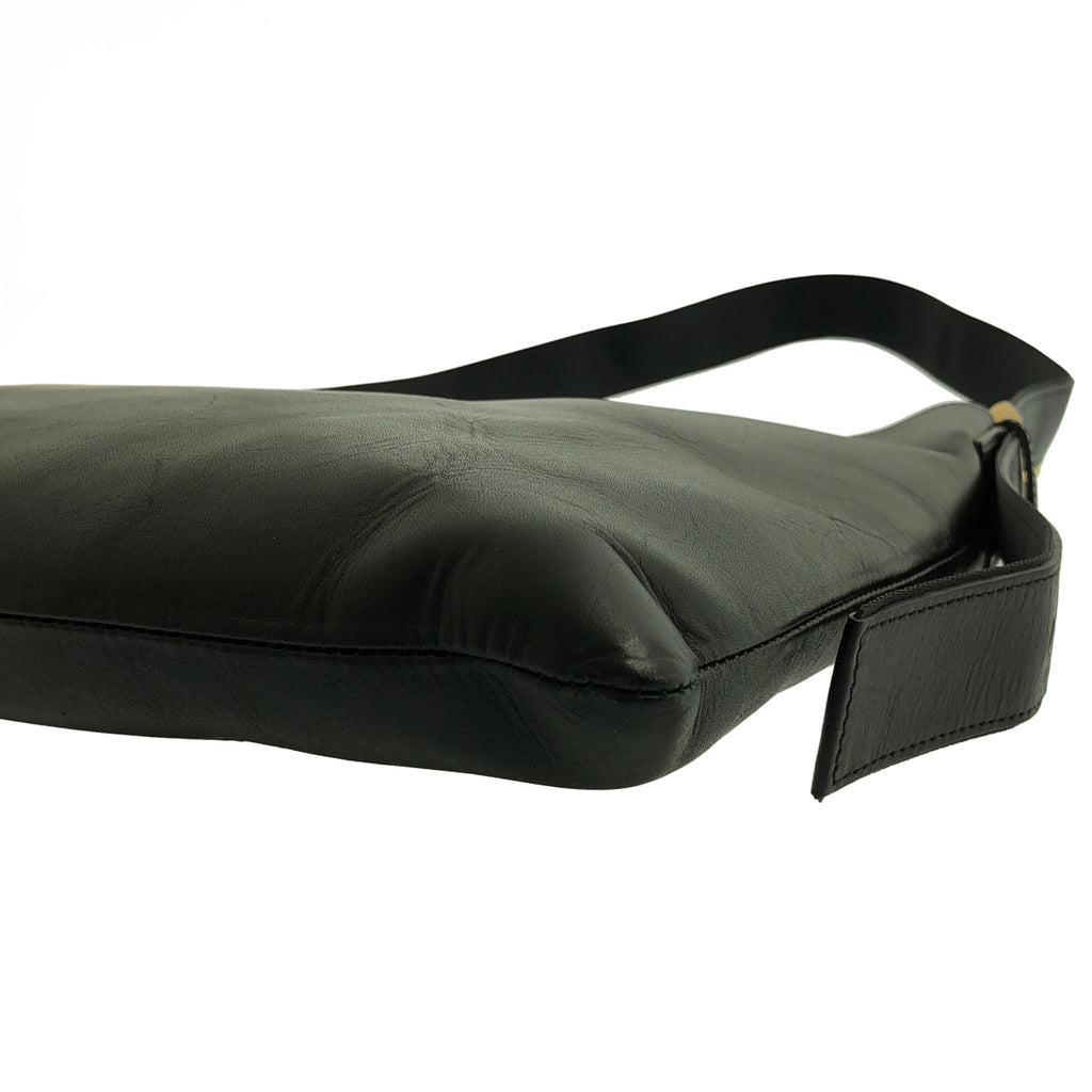 Hender 方案 | 扭扣包 M 扭扣皮革肩背包 |