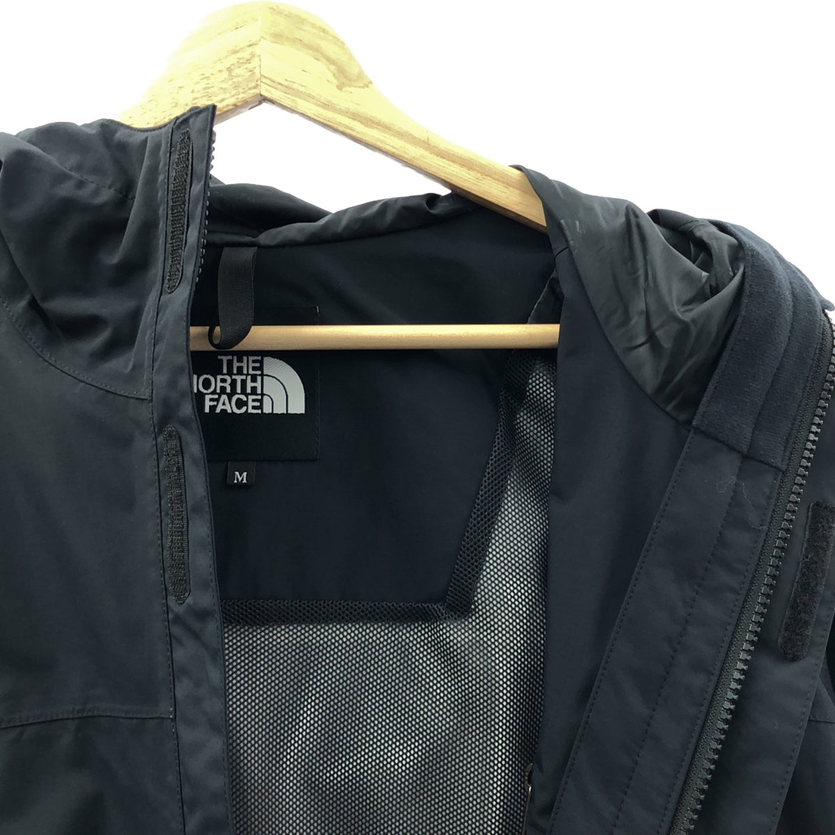 THE NORTH FACE / 北面 | SCOOP JACKET 尼龍山地派克大衣 | M | 黑色 | 男款