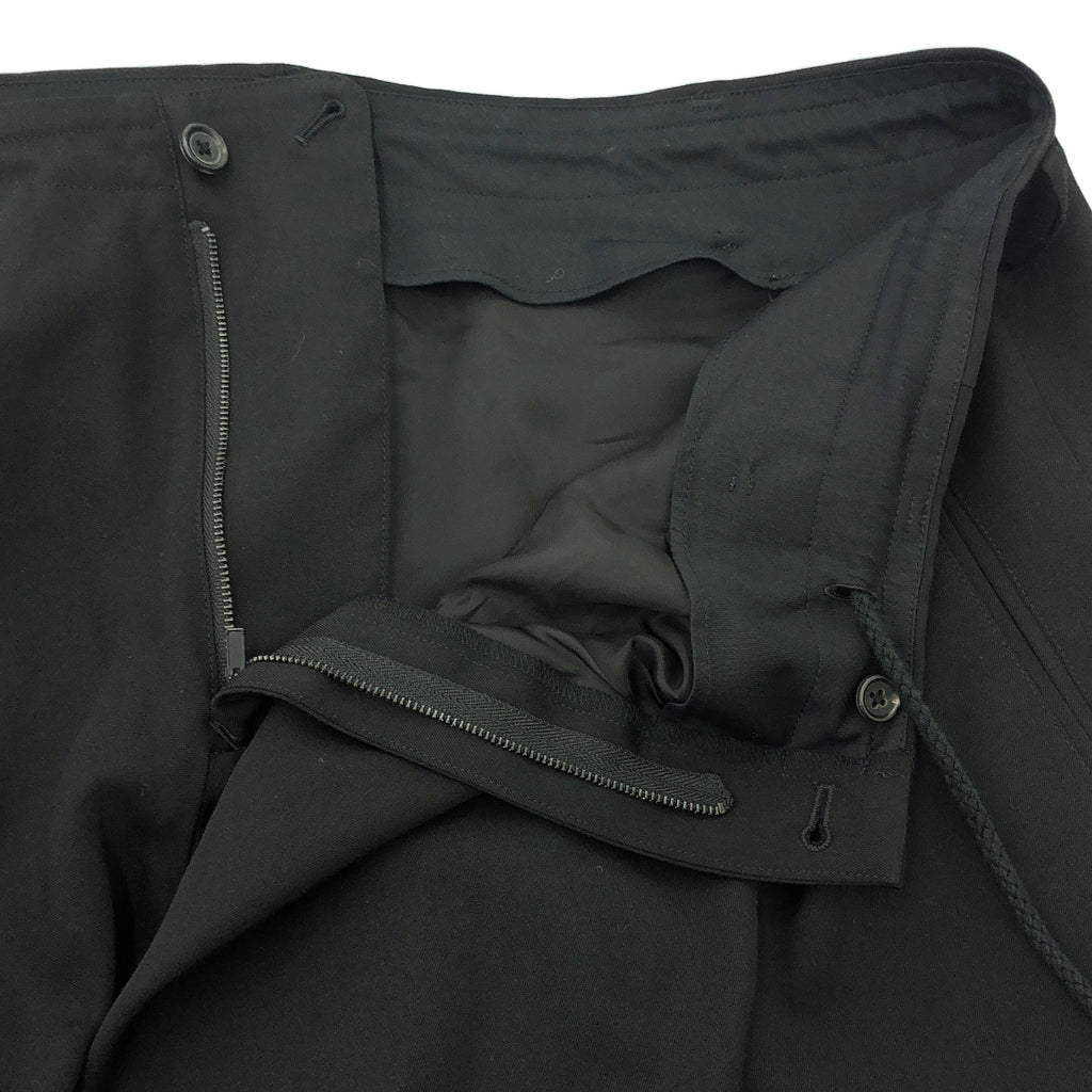 YOHJI YAMAMOTO POUR HOMME / 요우지야마모토풀 옴므 | 2023AW | WOOL GABARDINE DECO DRAPED PANTS 울 개버딘 데코 드레이프드 팬츠 | 1 | 블랙 | 남성
