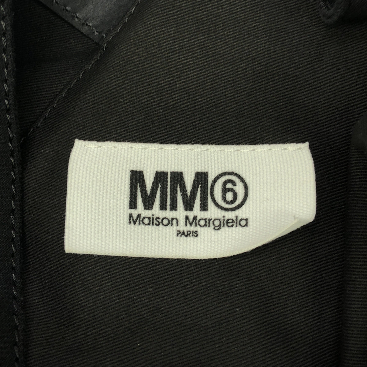 MM6 Maison Margiela / 엠엠 식스 메종 마르젤라 | 2022AW | Korean / 일본 트럼프 가죽 로고 핸들 토트 백 | UNI | 여성