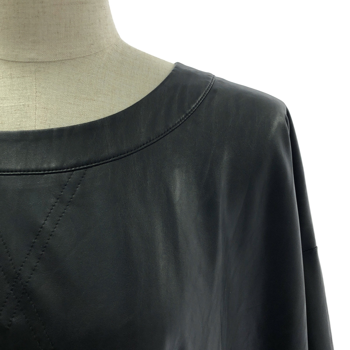 MM6 Maison Margiela / 엠엠 식스 메종 마르젤라 | 2021AW | 오픈 어깨 가짜 가죽 원피스 | S | 여성