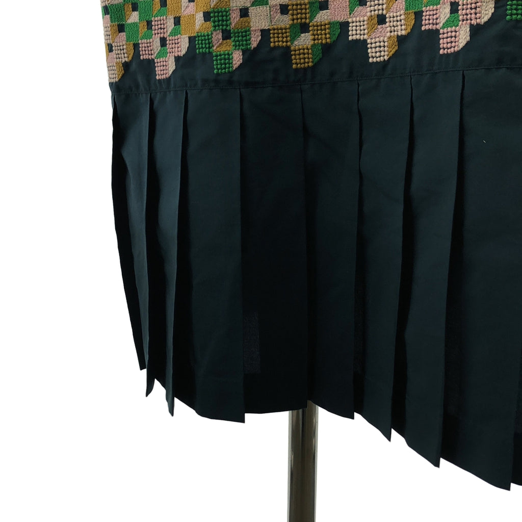 mina perhonen / 미나펠호넨 | 2025SS | kuutio / 쿠티오 실크 코튼 엠브로이드리 플리츠 셔츠 원피스 | 36 |