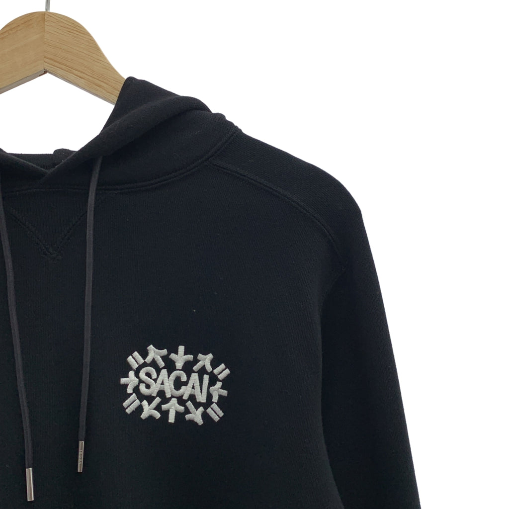 sacai | Eric Haze 標誌刺繡連帽衫 | 尺寸 1 | 男款
