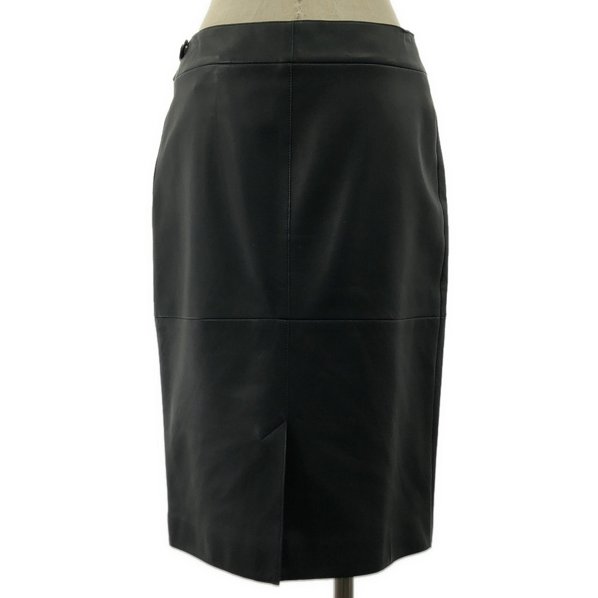 [狀況極佳] 愛馬仕 | 小羊皮系列紐扣貼片後開衩裙 / 全襯裡 | 36碼 | 深海軍藍 | 女款