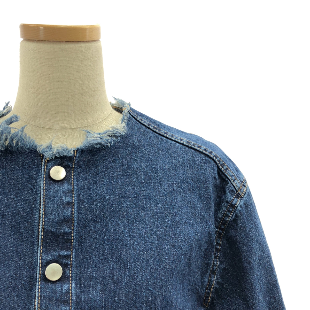 目前|牛仔短版束口外套 | SHOPBOP