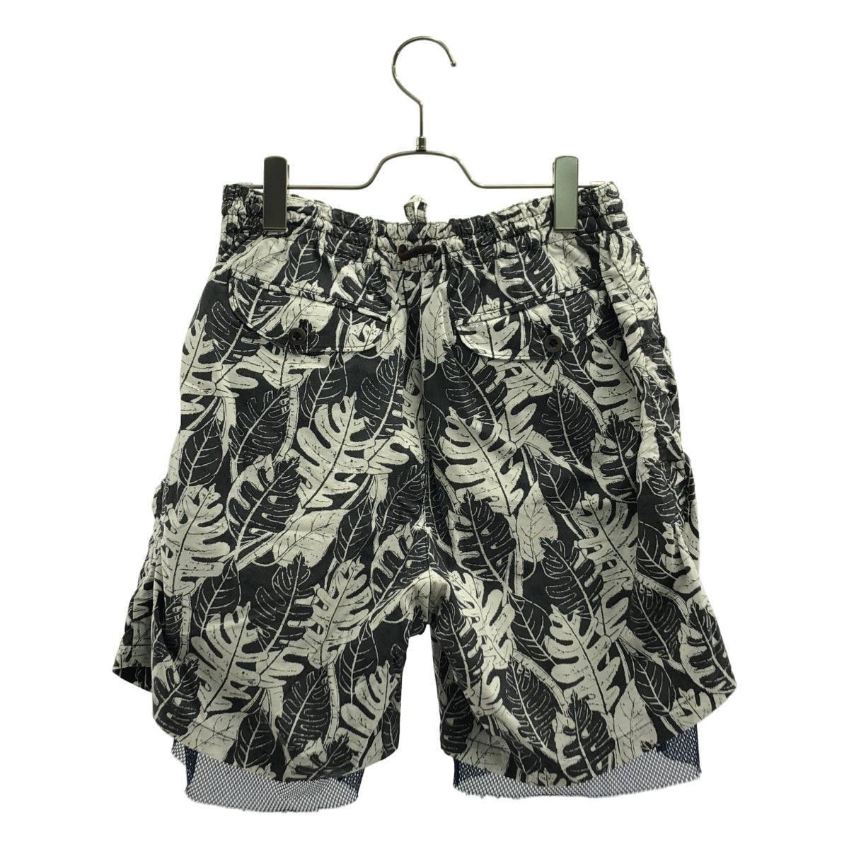 kolor / カラー | 伊勢丹別注 ボタニカルプリント メッシュレイヤード ショートパンツ | 2 | ホワイト / グレー | メンズ