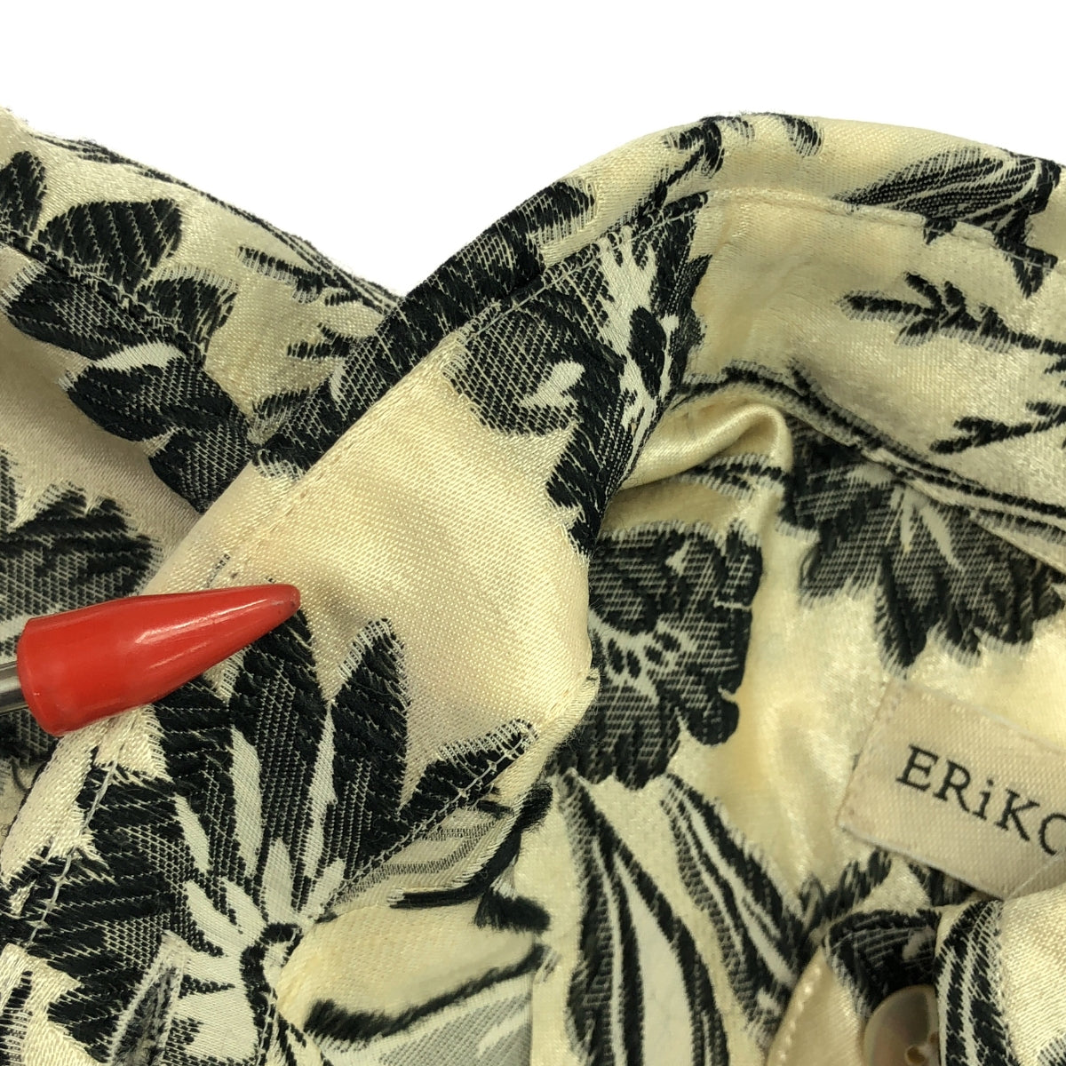 ERiKOKATORi / エリコカトリ | flower jacquard blouse ジャガード シャツ | F | ベージュ/ブラック | レディース