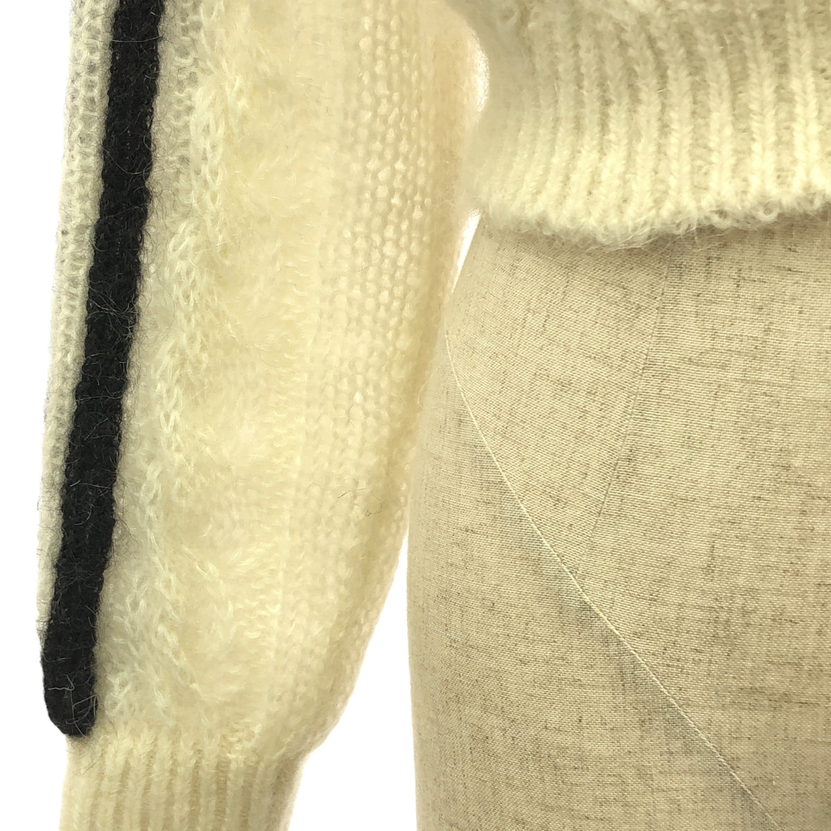 GUCCI / Gucci | x adidas / adidas Trefoil Sideline Turtleneck Knit / With removable inner lining | M | Women's