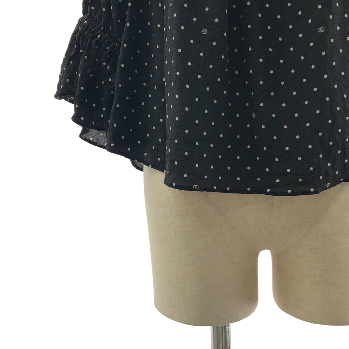 『GUCCI』グッチ (40) フリルレースブラウス GUCCI / グッチ | シルク ドット フリル ブラウス | 40 | ブラック
