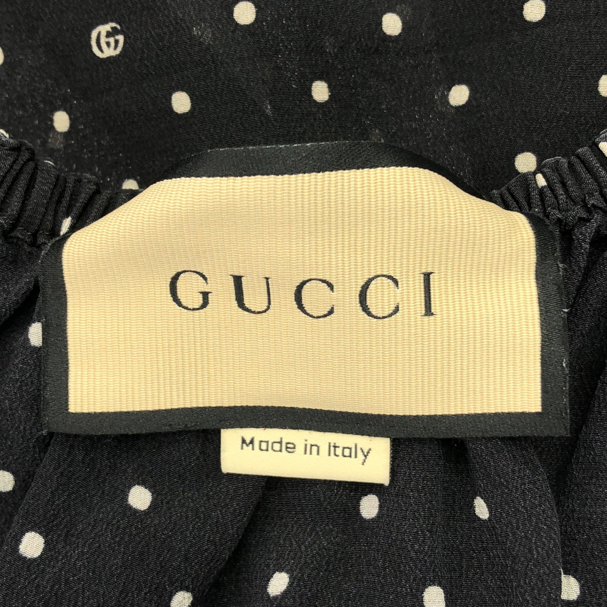 GUCCIグッチ　フレアワンピース　ドット　シルク100% GUCCIグッチ フレアワンピース ドット シルク100%