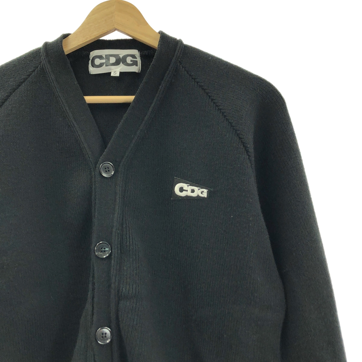 CDG by Comme des Garcons. / シーディージー コムデギャルソン | V-NECK SCHOOL CARDIGAN ロゴ  カーディガン | S | メンズ