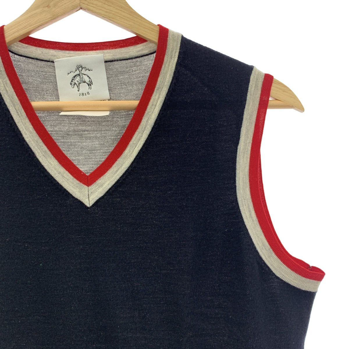 BLACK FLEECE BY Brooks Brothers / ブラックフリースバイブルックブラザーズ | ウール ボーダー切替 Vネック ニットベスト | BB0 | ブラック / グレー | メンズ