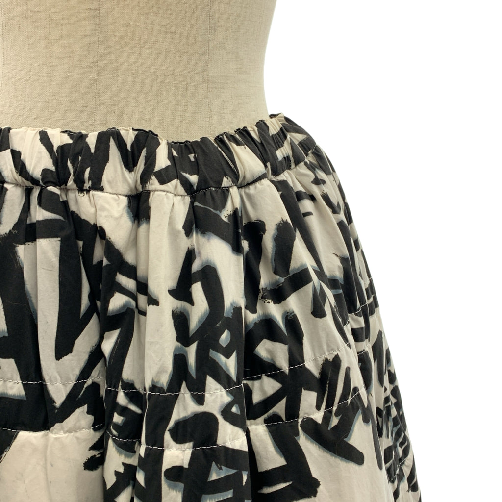 COMME des GARCONS / 콤데 걸슨 | 2021AW |