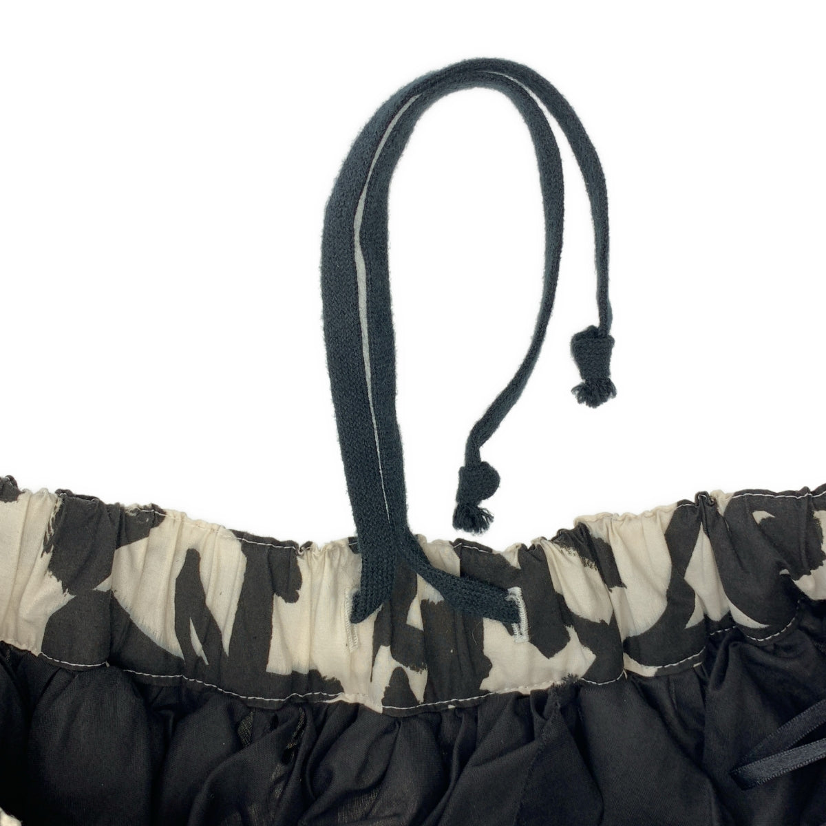 COMME des GARCONS / 콤데 걸슨 | 2021AW |