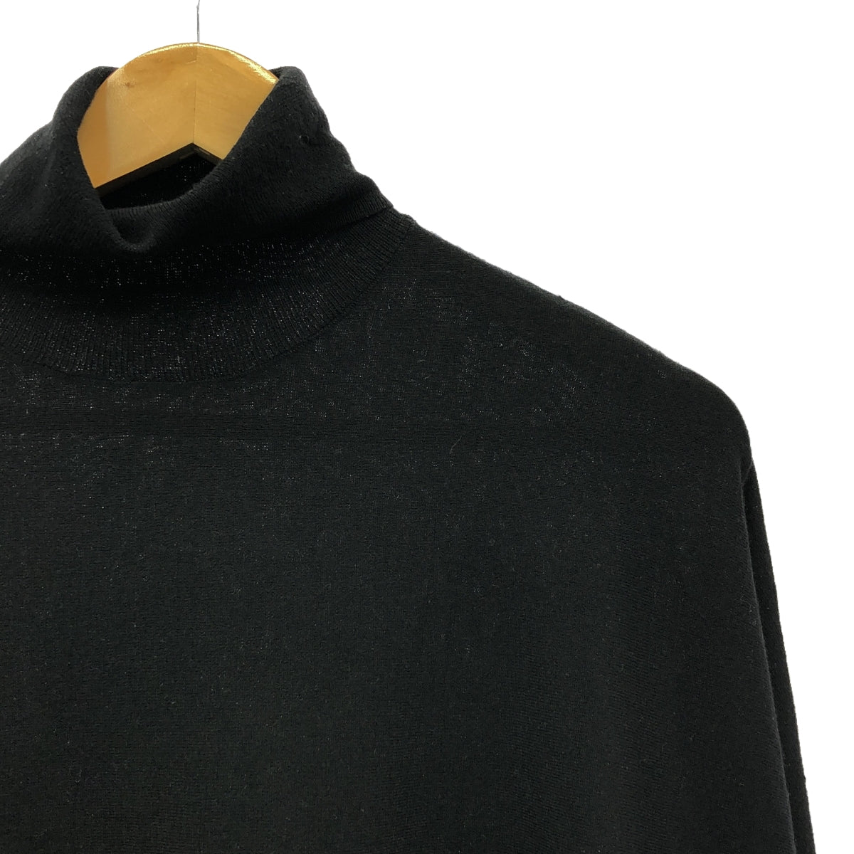 L'Appartement | Turtleneck Volume Knit | Black | Women's