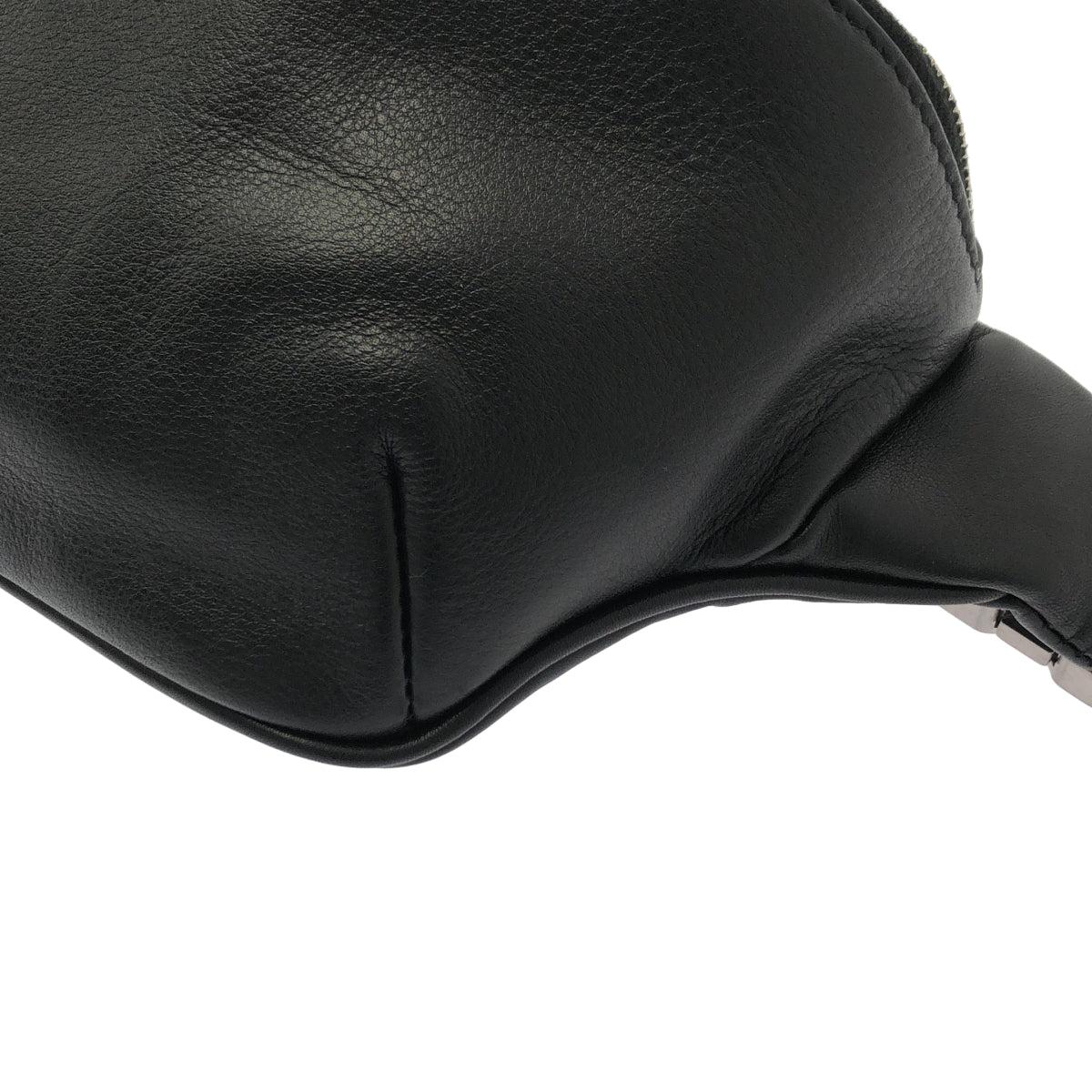 SAINT LAURENT PARIS / サンローランパリ | レザー クラシック ボディバッグ |