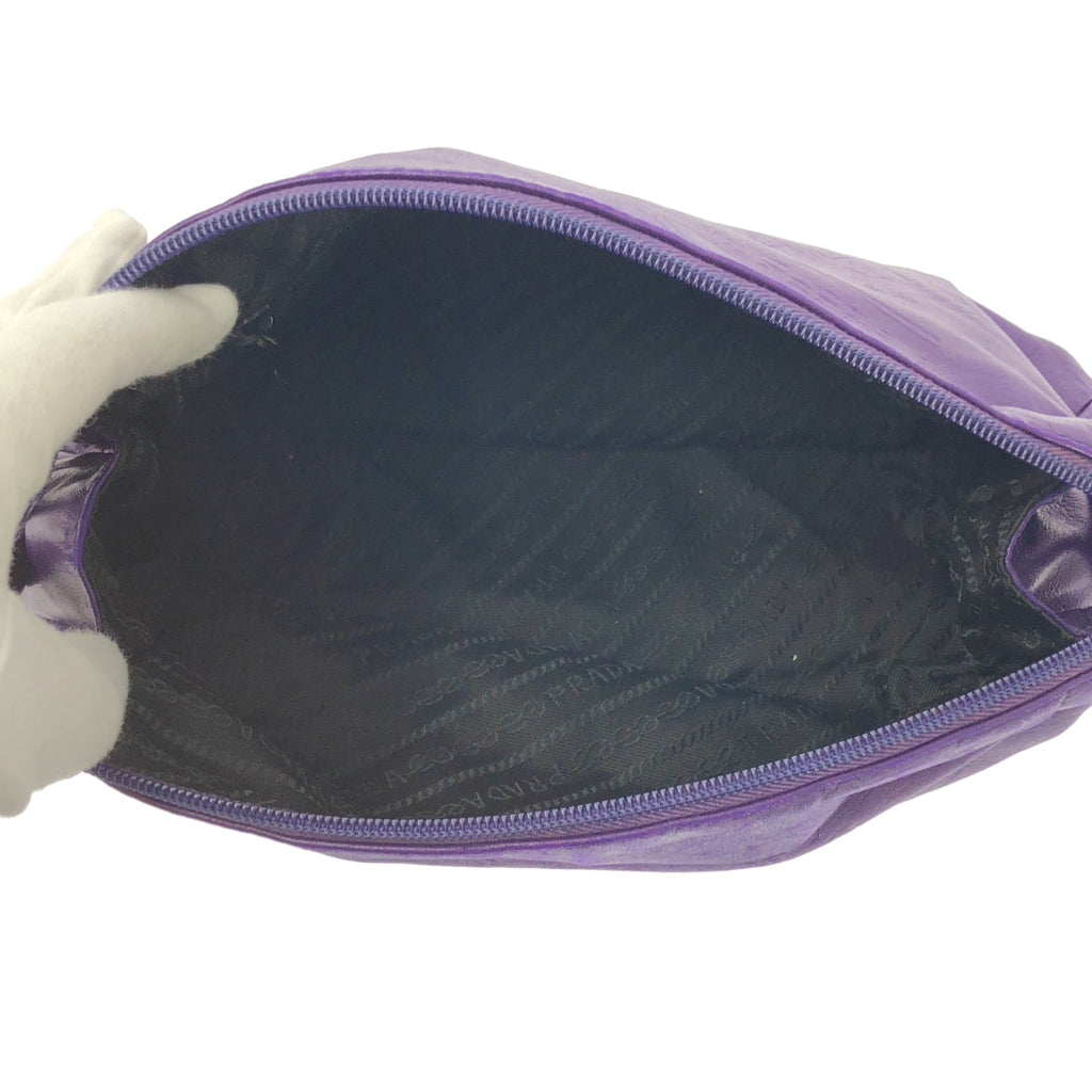 PRADA / 프라다 | 가죽 양각 삼각형 삼각 플레이트 로고 클러치 백 | 보라색 | 여성