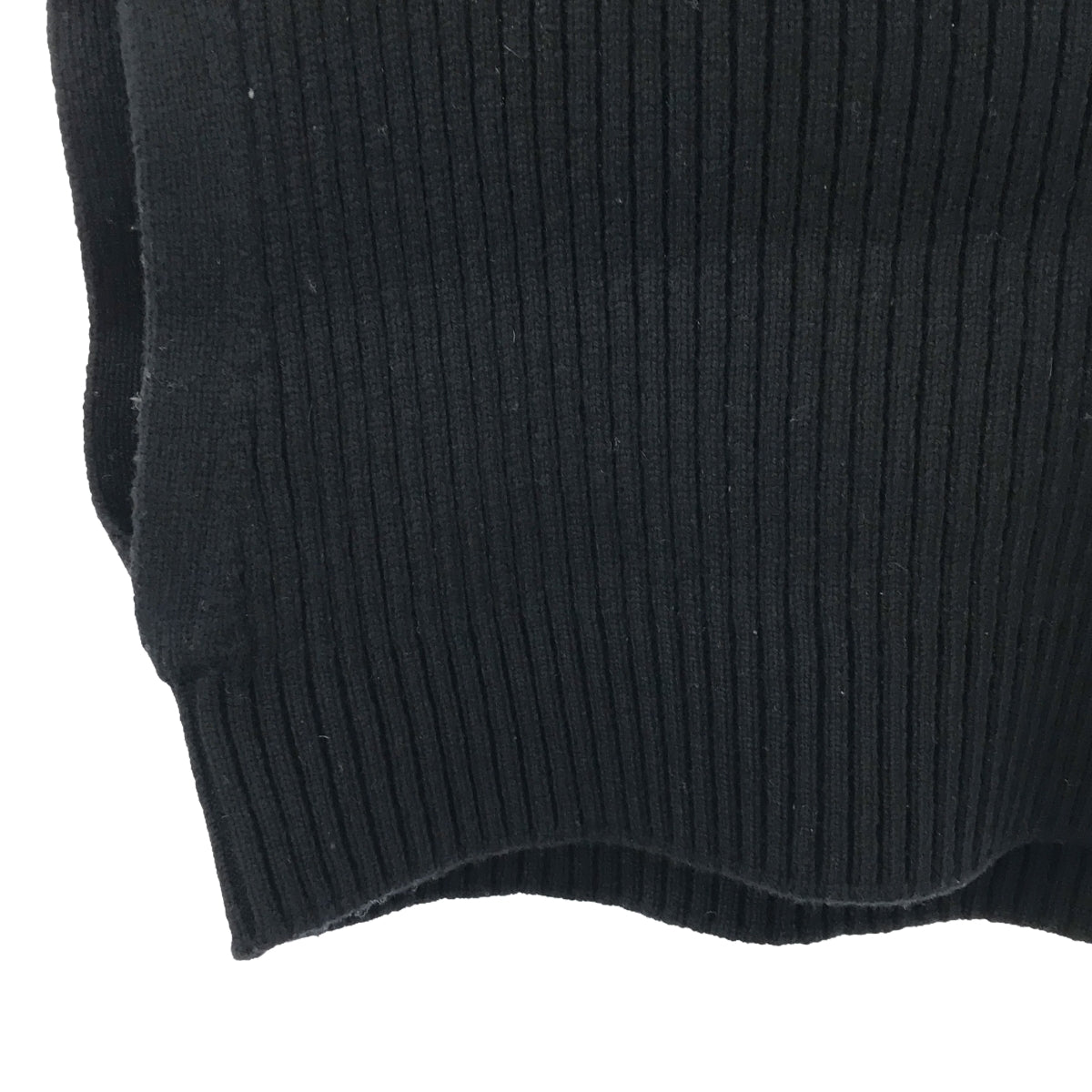 [Good Condition] FUMIKA UCHIDA | 2022AW | RIB KNIT PATCHED SLEEVELESS CROPPED SWEATER | Size 36 | Black | Women's