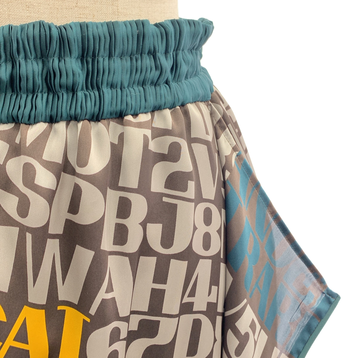 sacai | 2020春夏 | x Alexander Girard 全印花不對稱彈性腰半身裙 / 有襯裡 | 1 |