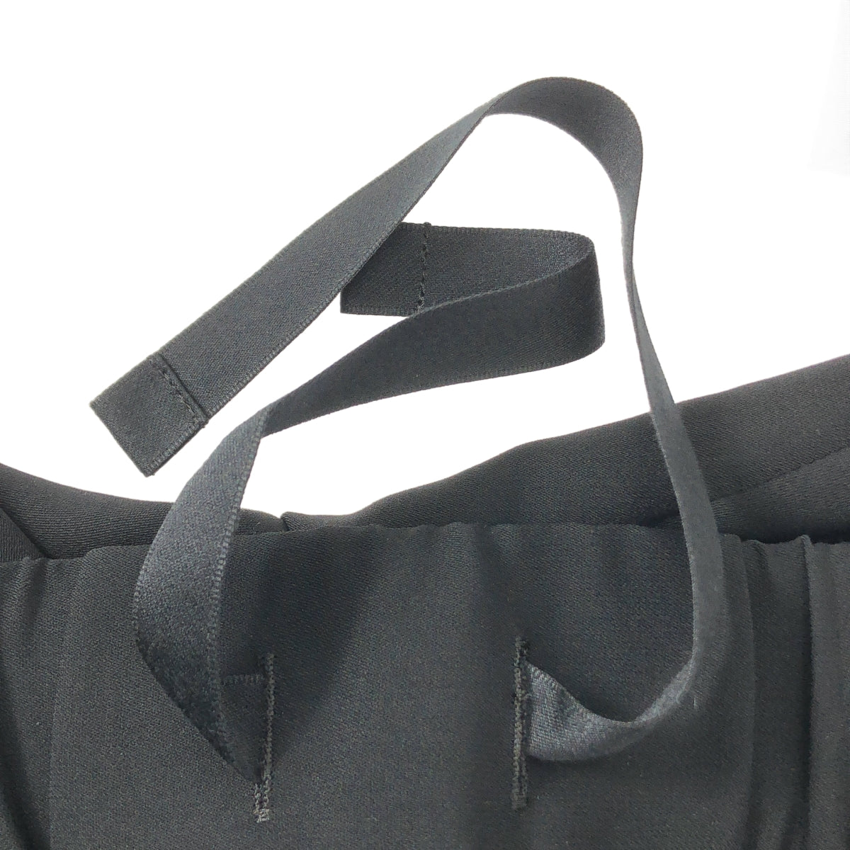 CULLNI | 2021 秋冬系列 | 繫帶夏季外套與抽繩雙褶休閒褲 | 男裝